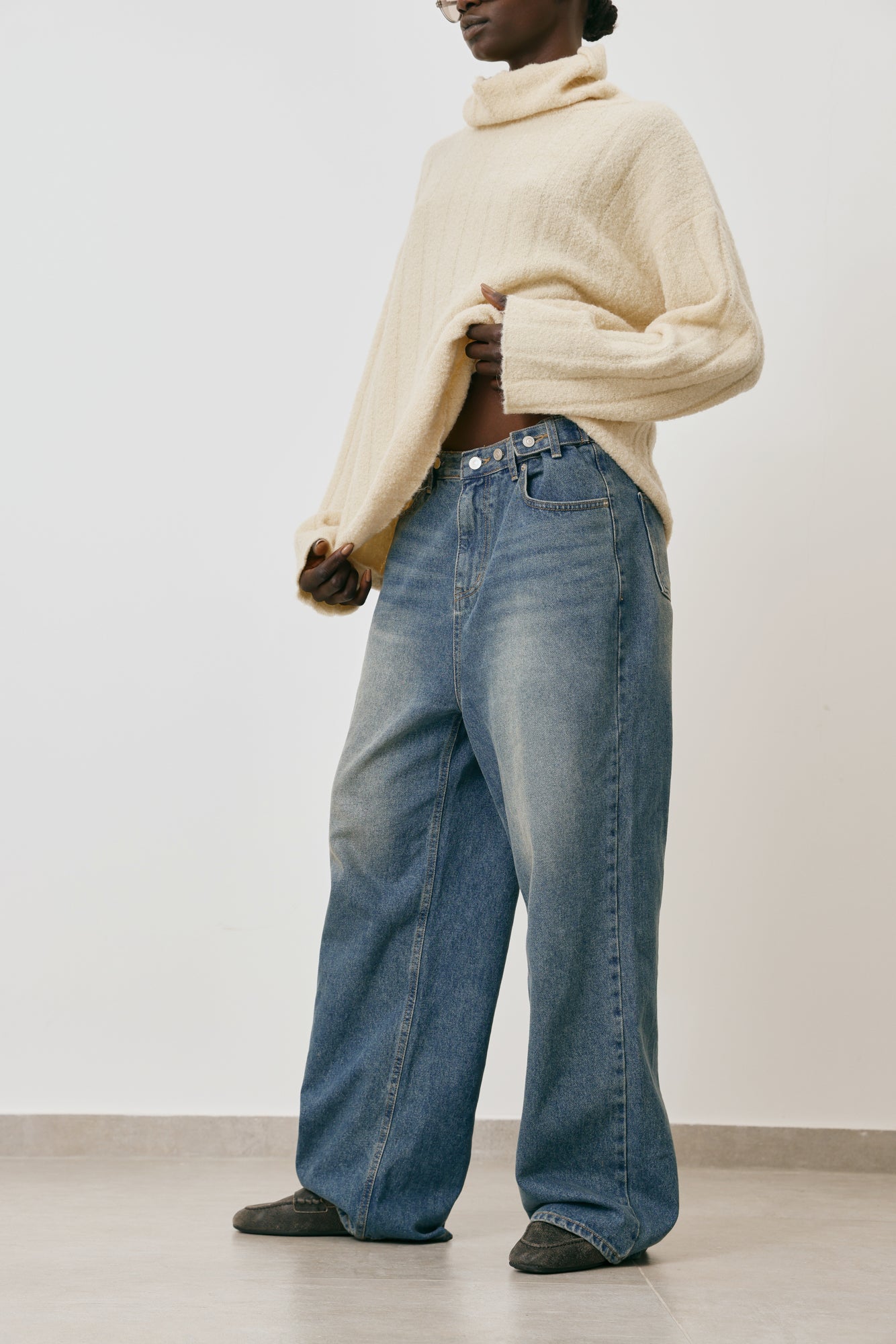 Tia Wash Wide Leg Denim Pants