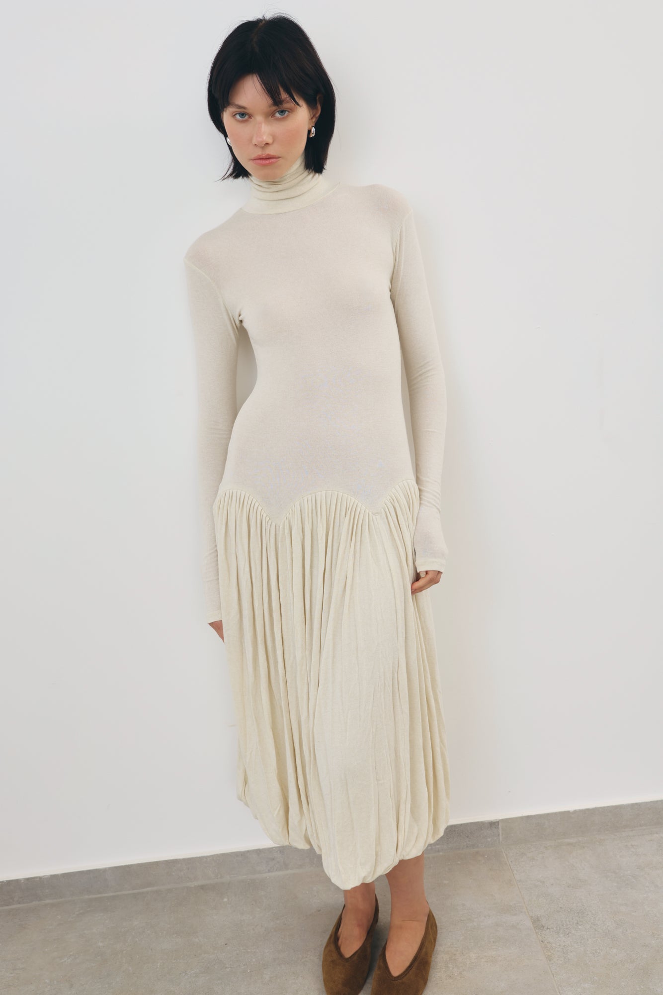 TURTLENECK DRESS