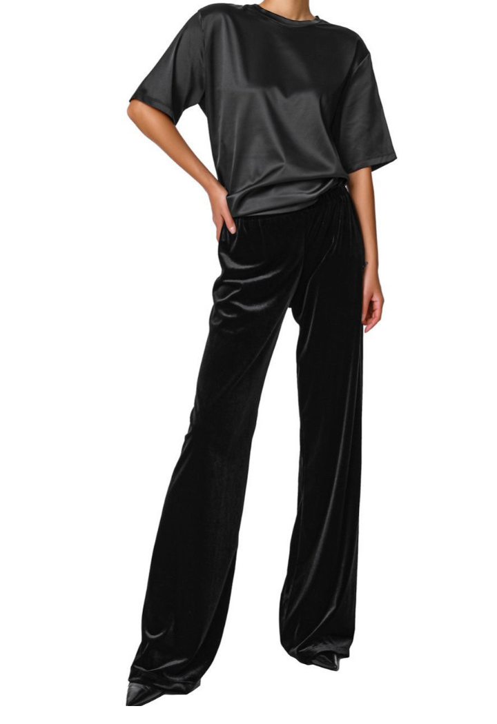 Silky Satin T shirt - black