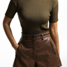 Ribbed
Olive
Top
High-neck
Slim-fit
StylRibbed
Olive
Top
High-neck
Slim-fit
Stylish
Comfortable
Versatile
Minimalish
Comfortable
Versatile
Minimal